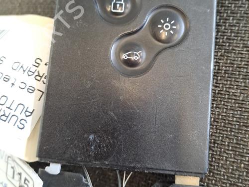 Card reader RENAULT GRAND SCÉNIC III (JZ0/1_) 1.5 dCi (JZ09, JZ0D, JZ10, JZ14, JZ1G, JZ29, JZ2C) | BP28395642E4 