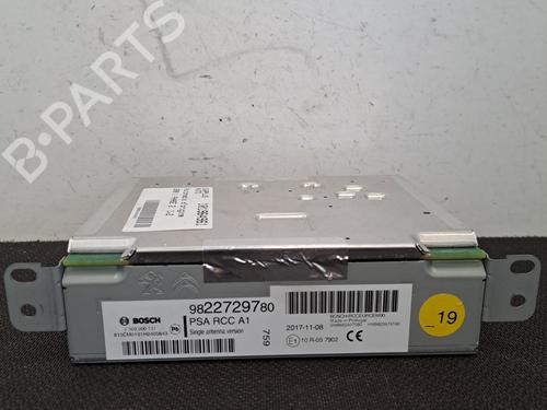 Used Radio PEUGEOT 208 I (CA_, CC_) 1.2 VTI 82 (82 hp) 28390194