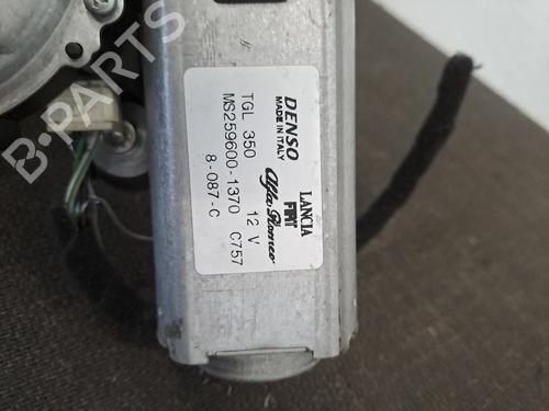 Rear wiper motor FIAT 500 (312_) 1.3 D Multijet (312AXB1A) | BP28389354M102 