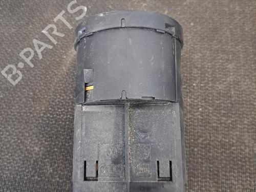 Used Headlight switch Headlight switch VW TRANSPORTER T5 Van (7HA, 7HH, 7EA, 7EH) 1.9 TDI (84 hp) 29843262 29843262