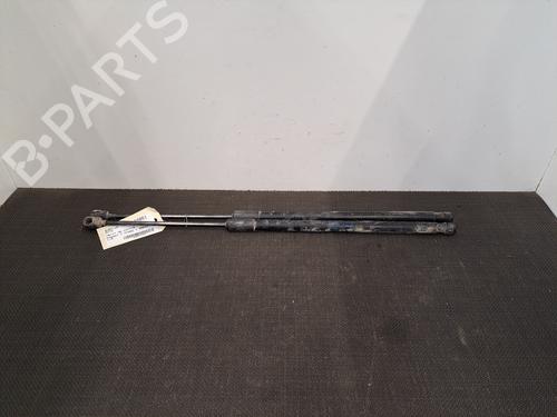 tailgate-lift-support-vw-passat-b8-variant-3g5-cb5-2014-28402294 main image