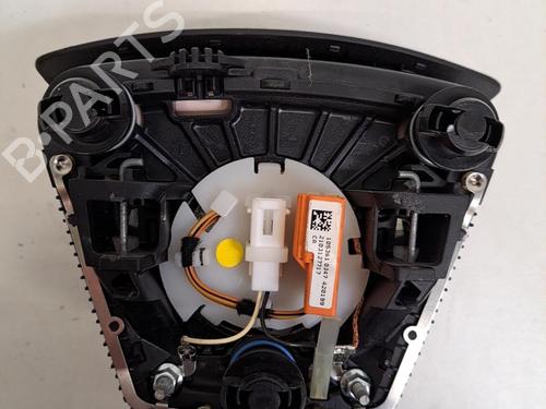 driver-airbag-volvo-v60-i-155-2010-2011-2012-2013-2014-2015-2016-2017-2018-28402561 main image