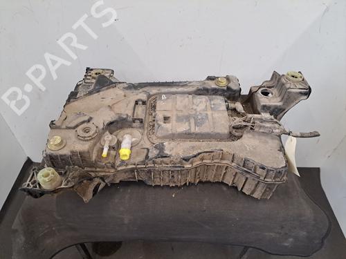 Used AdBlue tank PEUGEOT 308 II (LB_, LP_, LW_, LH_, L3_) 1.5 BlueHDi 130 (131 hp) 28394945