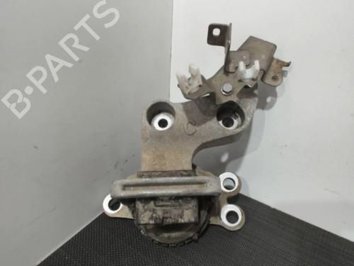 Used Engine mount RENAULT KADJAR (HA_, HL_) 1.6 dCi 130 4x4 (HLA4) (130 hp) 28399909