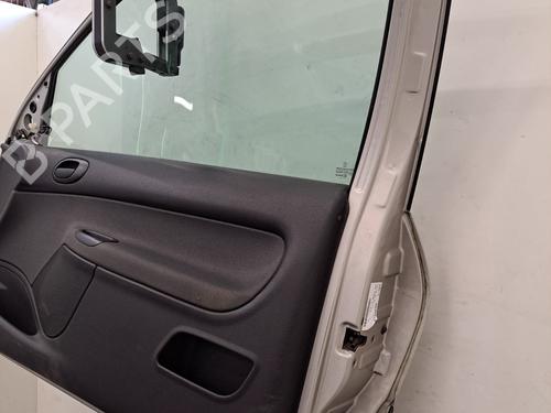 Right front door PEUGEOT 206 Hatchback (2A/C) 1.4 i | BP28397843C3