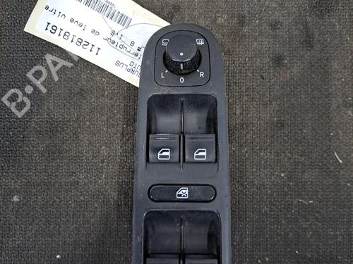 Used Left front window switch VW GOLF VI (5K1) 1.6 TDI (105 hp) 30132414