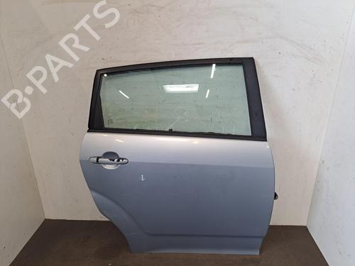 Dør højre bagtil Dør højre bagtil TOYOTA COROLLA Verso (ZER_, ZZE12_, R1_) 2.2 D-4D (AUR10_, AUR10R) (136 hp) 36984509 36984509