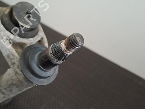front-wiper-motor-skoda-fabia-iii-nj3-2014-2015-2016-2017-2018-2019-2020-2021-28390009 main image
