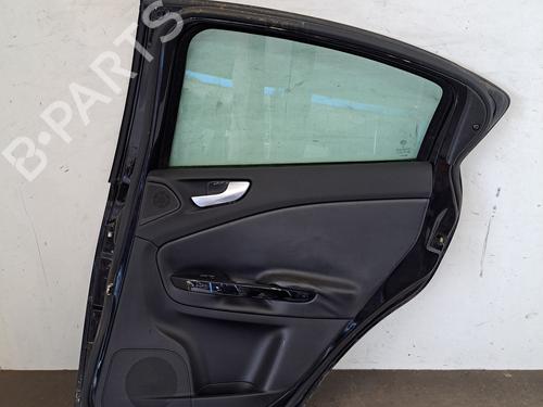right-rear-door-alfa-romeo-giulietta-940_-2010-2011-2012-2013-2014-2015-2016-2017-2018-2019-2020-37748553 main image