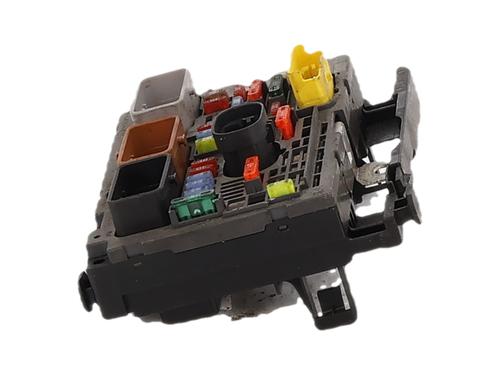 Used Fuse box Fuse box 37190404 37190404