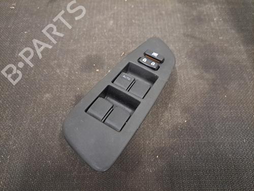 Used Left front window switch TOYOTA AURIS (_E15_) 1.4 D-4D (NDE150_, NDE150R) (90 hp) 28398355