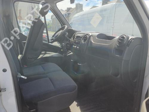 Brugte RENAULT MASTER III Van (FV) 2.3 dCi 130 FWD (FV0M, FV0Y, FV0J, FV02, FV03) 4950579
