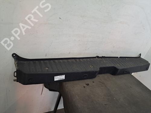 Used Rear bumper Rear bumper 37748408 37748408