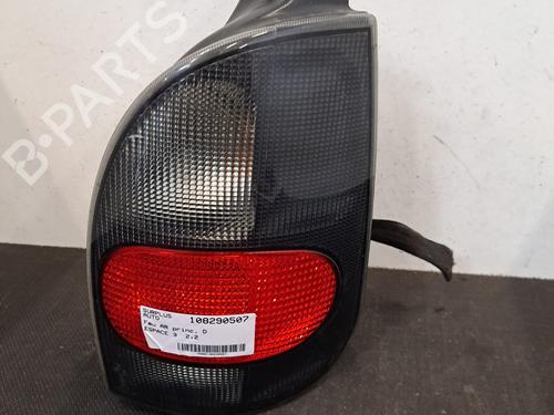 Used Right taillight RENAULT ESPACE III (JE0_) 2.2 dCi (JE0K) (130 hp) 28403421