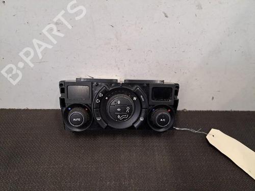 Used Climate control PEUGEOT 5008 (0U_, 0E_) 1.6 HDi (114 hp) 28404875