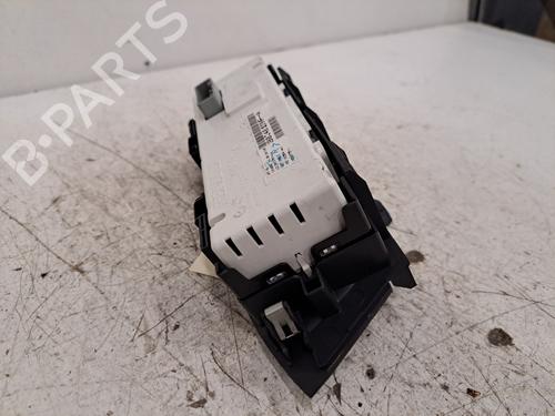 Used Display monitor Display monitor RENAULT WIND (E4M_) 1.2 (E4MF) (101 hp) 28398030 28398030