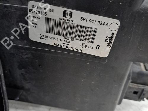 Right headlight SEAT LEON (1P1) 1.9 TDI | BP28392359C29