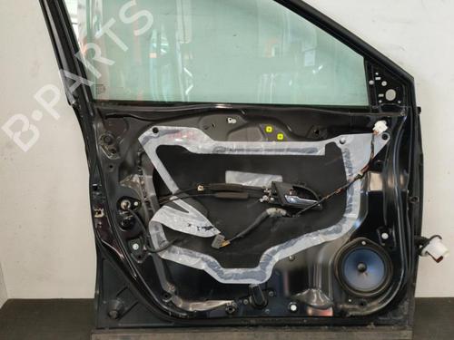 Used Left front door HONDA CR-V III (RE_) 2.2 i-CTDi 4WD (RE6) (140 hp) 28396744