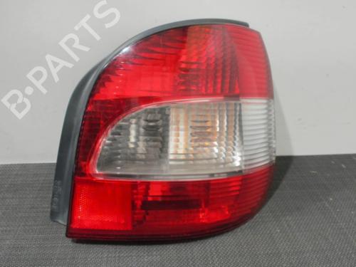 Piloto trasero derecho RENAULT SCÉNIC I MPV (JA0/1_, FA0_) 1.9 dCi (JA05, JA1F) (102 hp) 28405538
