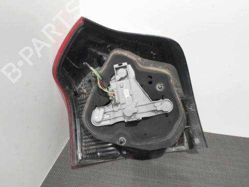Used Right taillight Right taillight TOYOTA COROLLA (_E12_) 1.4 D (NDE120_, NDE120R) (90 hp) 28399696 28399696
