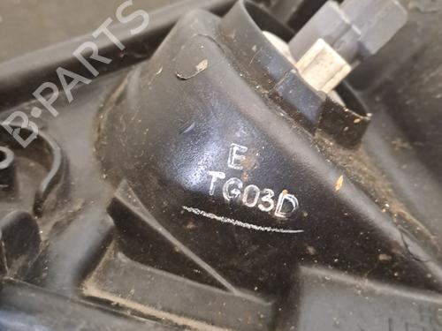 Used Right headlight Right headlight HONDA JAZZ II (GD_, GE3, GE2) 1.2 i-DSI (GD5, GE2) (78 hp) 28403181 28403181