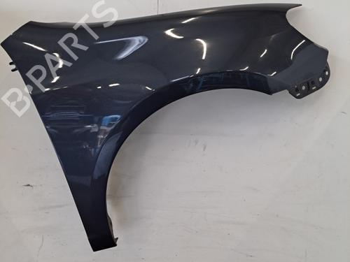 Forkjerm høyre VW GOLF VI (5K1) 1.6 TDI (105 hp) 30706177