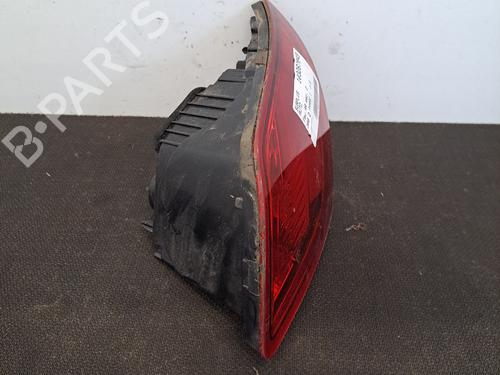 Used Right tailgate light Right tailgate light PEUGEOT 308 II (LB_, LP_, LW_, LH_, L3_) 1.6 BlueHDi 120 (120 hp) 28401091 28401091