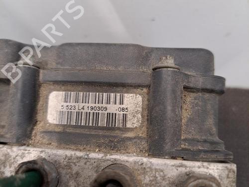 ABS pump RENAULT CLIO III (BR0/1, CR0/1) 1.5 dCi (BR17, CR17) | BP28391335M43