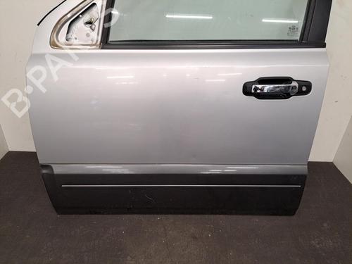 Used Left front door Left front door KIA SORENTO I (JC) 2.5 CRDi (170 hp) 28399159 28399159