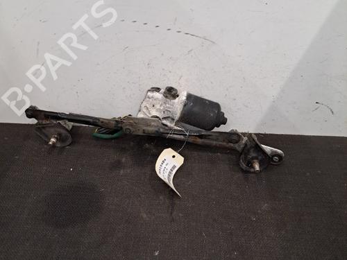 Used Front wiper motor Front wiper motor HYUNDAI i20 I (PB, PBT) 1.4 CRDi (75 hp) 28398568 28398568