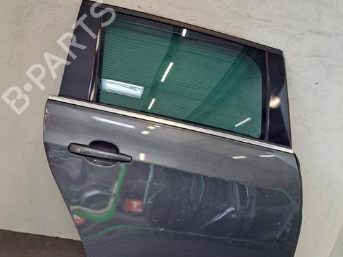 Used Right rear door Right rear door 37022117 37022117