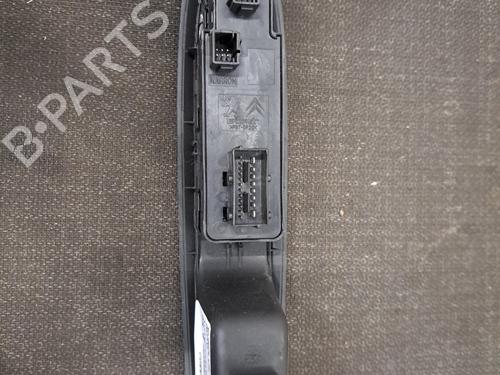 Used Left front window switch Left front window switch CITROËN C4 II (NC_) 1.6 VTi 120 (NC5FS0, NC5FS9) (120 hp) 28403951 28403951