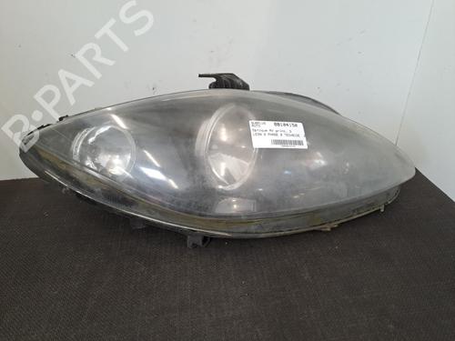 Used Right headlight SEAT LEON (1P1) 2.0 TDI 16V (140 hp) 28410031