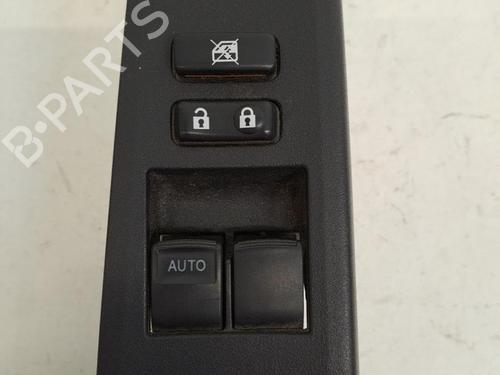 Left front window switch TOYOTA YARIS (_P13_) 1.4 D (NLP130_, NLP130) | BP28391298I27