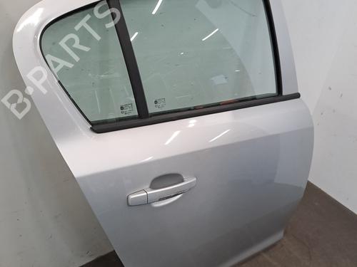 Used Right rear door Right rear door 28962139 28962139