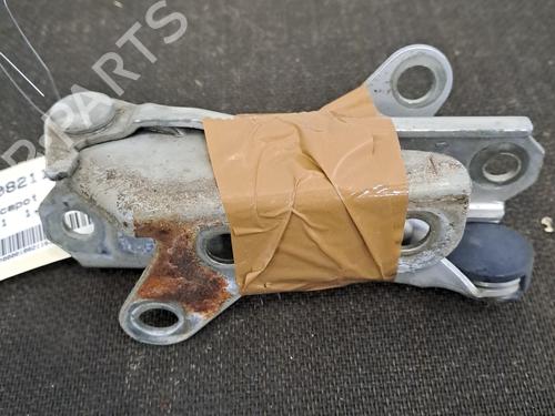 Used Hinge/Door check strap VW POLO IV (9N_, 9A_) 1.2 12V (64 hp) 28397766