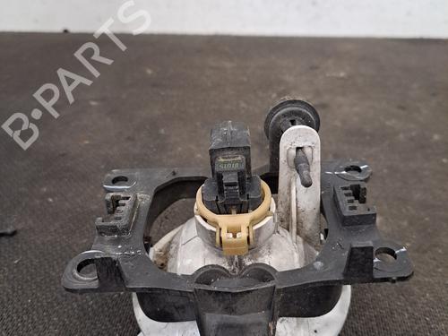 Right front fog light PEUGEOT 5008 (0U_, 0E_) 1.6 BlueHDi 120 | BP30161532C31