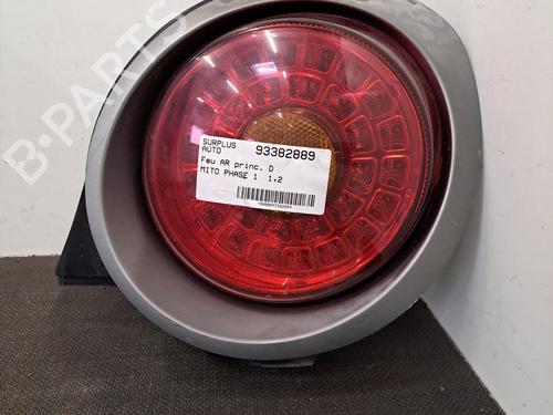 Used Right taillight ALFA ROMEO MITO (955_) 1.3 MultiJet (955AXP1A, 955AYC1A) (95 hp) 28404034
