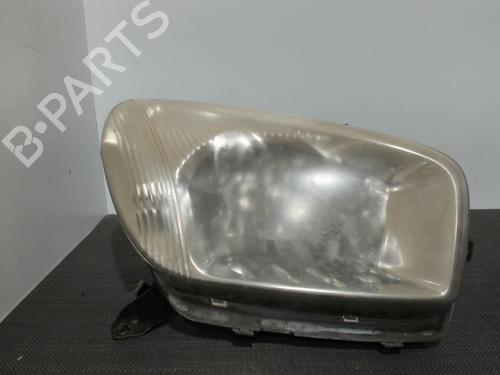 Højre forlygte TOYOTA RAV 4 II (_A2_) 2.0 D 4WD (CLA20_, CLA21_, CLA20R, CLA21R) (116 hp) 28410645