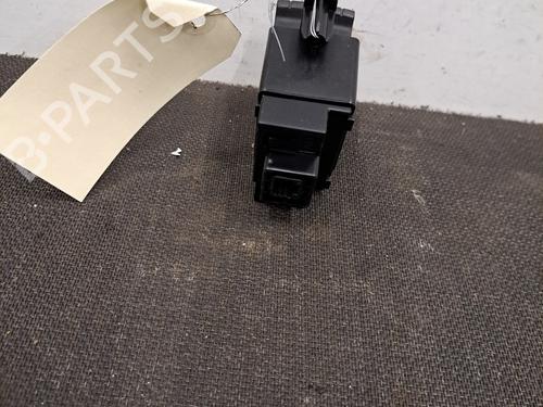 Used Switch Switch RENAULT LAGUNA III (BT0/1) 2.0 dCi (BT01, BT08, BT09, BT0E, BT0K, BT12, BT1C, BT1D,... (150 hp) 28403691 28403691