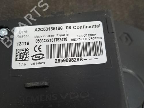 Used Card reader Card reader RENAULT SCÉNIC III (JZ0/1_) 1.5 dCi (110 hp) 28694806 28694806