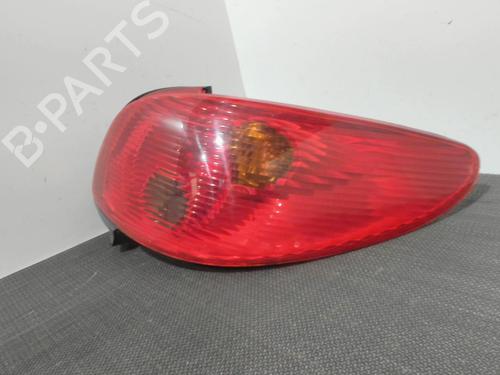 Right taillight PEUGEOT 206 CC (2D) 1.6 16V (2DNFUF, 2DNFUR) | BP28410628C35