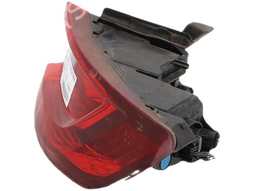 right-taillight-renault-megane-iv-hatchback-b9amn_-2015-39700582 main image