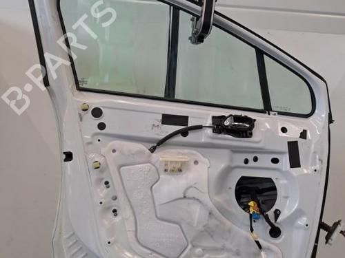 Left front door PEUGEOT 5008 (0U_, 0E_) 1.6 HDi | BP28407307C2