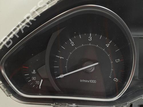Instrument cluster PEUGEOT 208 I (CA_, CC_) 1.4 HDi | BP28402524C47