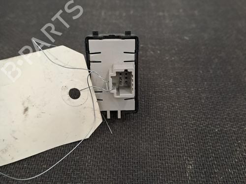 Switch DACIA SANDERO II TCe 90 (B8M1, B8MA, B8AC) | BP28403166I30 