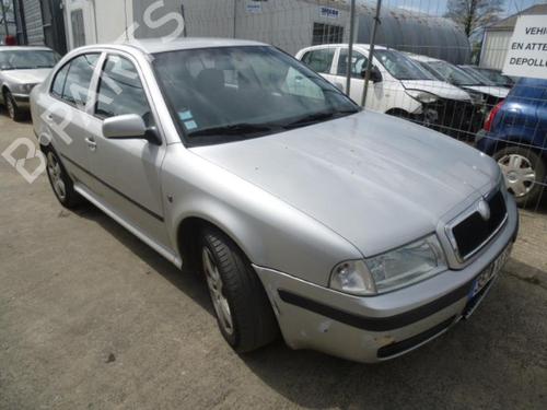 Right mirror SKODA OCTAVIA I (1U2) 1.9 TDI | BP28394821C27