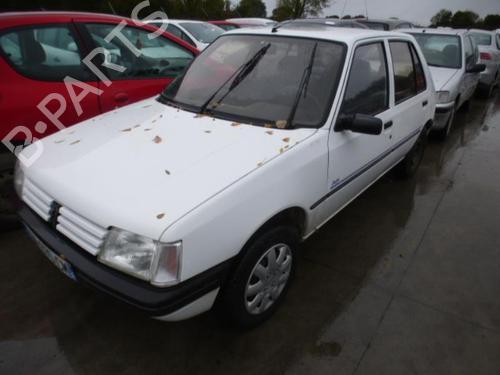 Left mirror PEUGEOT 205 II (20A/C) 1.4 | BP28394813C26