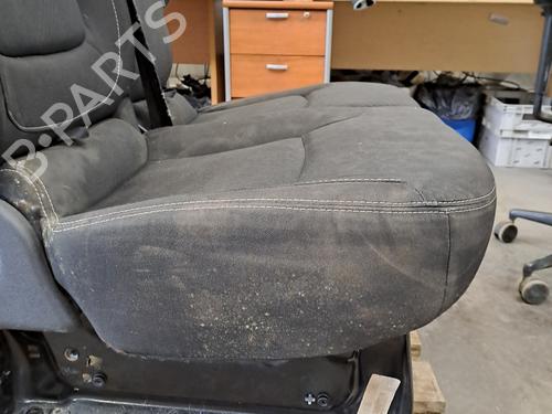Used Right front seat Right front seat RENAULT TRAFIC III Van (FG_) 1.6 dCi 95 (FGMJ, FGMR) (95 hp) 34501184 34501184