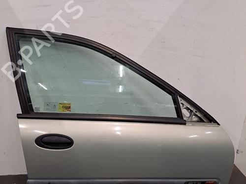 Używane Drzwi przednie prawe RENAULT LAGUNA I (B56_, 556_) 1.6 16V (B568, B561) (107 hp) 30948349
